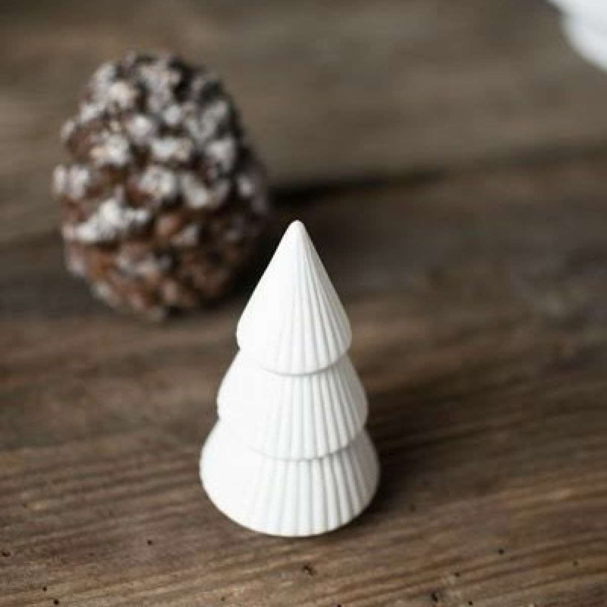 Immagine del prodotto Albero di Natale Gransund in Ceramica opaca Bianca (4 misure) | Storefactory