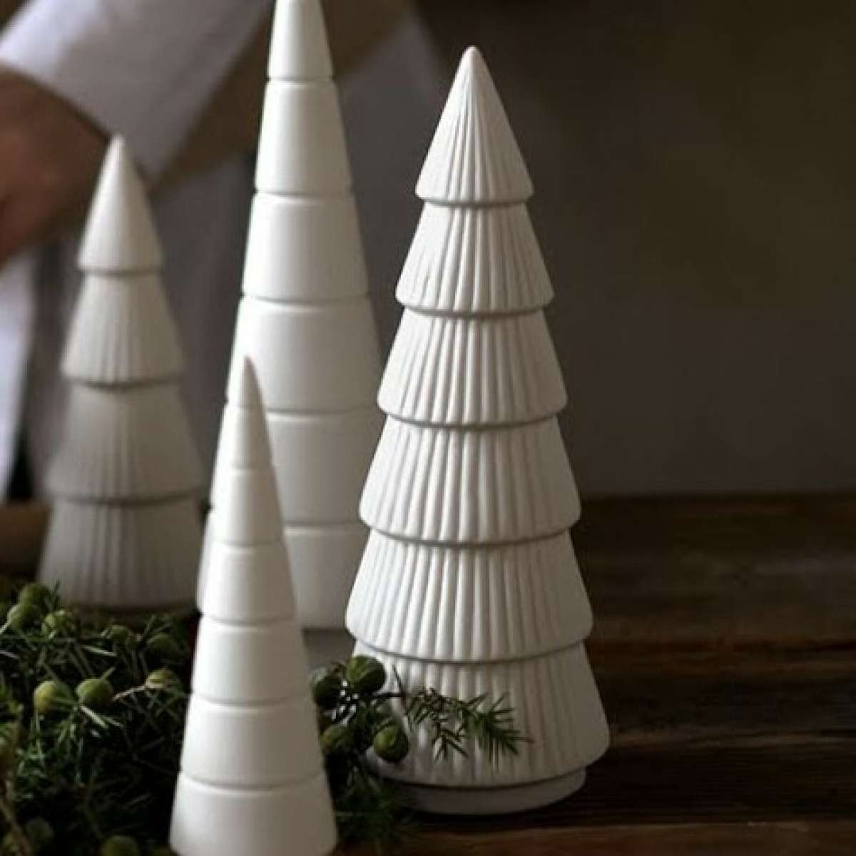 Immagine del prodotto Albero di Natale Gransund in Ceramica opaca Bianca (4 misure) | Storefactory