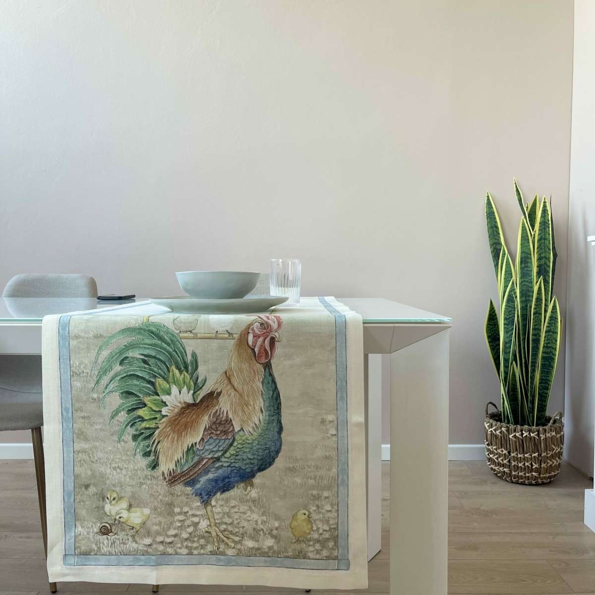 Immagine del prodotto Runner Tavolo in Lino Roosters 45x170 cm | Tessitura Toscana Telerie