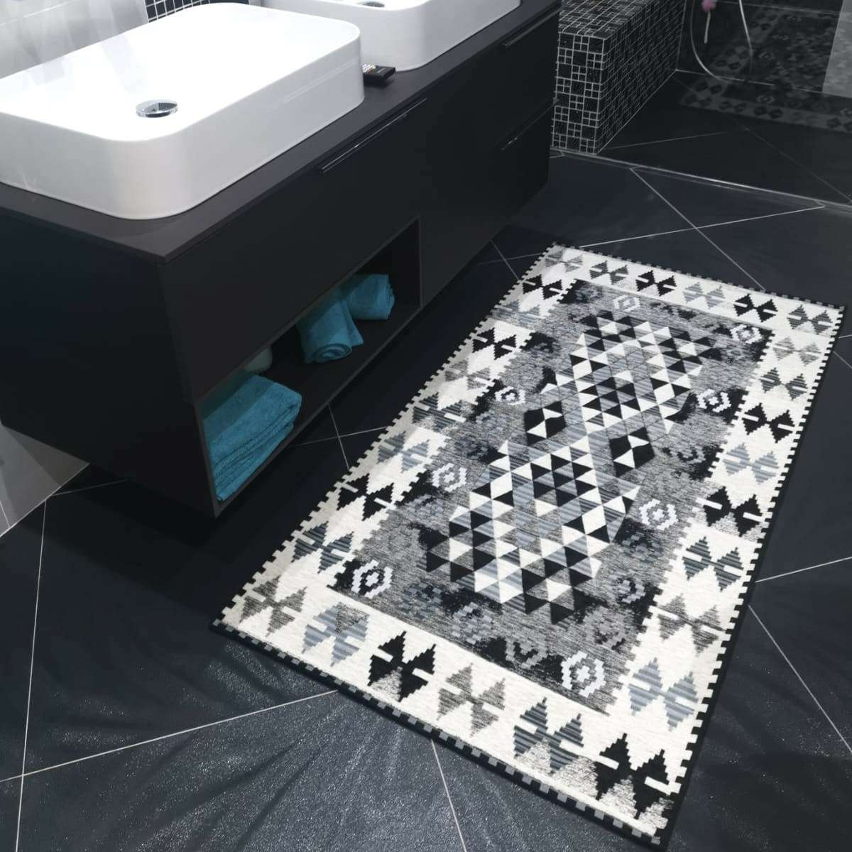 Immagine del prodotto Tappeto Kilim Nero Antiscivolo e Lavabile in Lavatrice | Pietro Zanetti Home