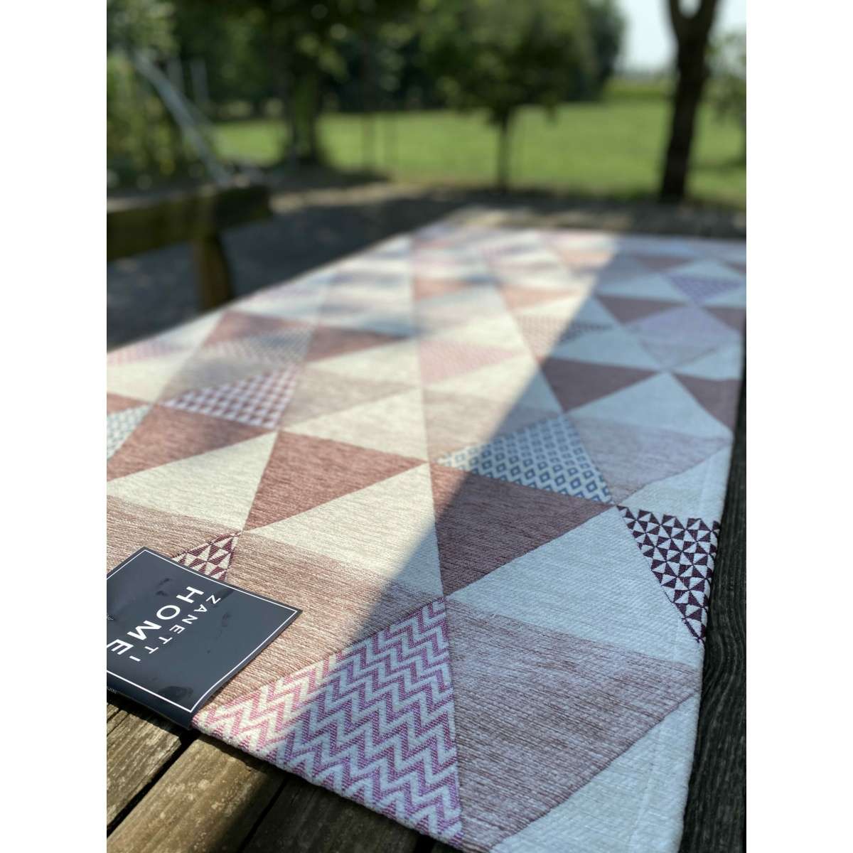 Immagine del prodotto Tappeto Triangoli Rosa Antiscivolo e Lavabile in Lavatrice | Pietro Zanetti Home