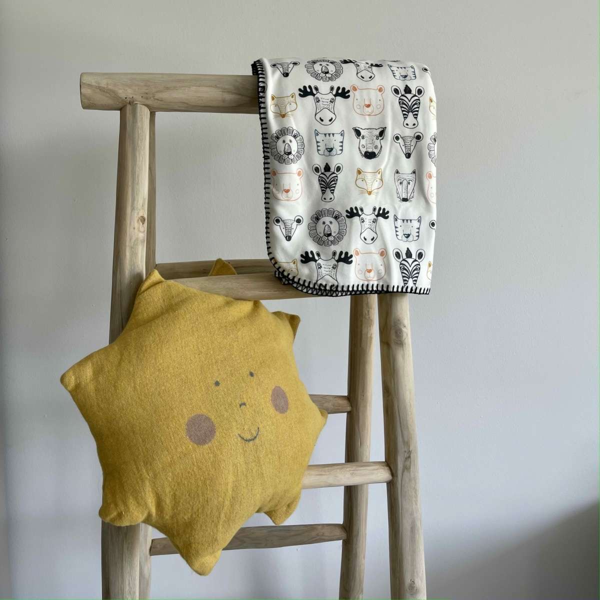 Immagine del prodotto Copertina baby in Micropile con Animali dello Zoo 70x100 cm | Pietro Zanetti Home