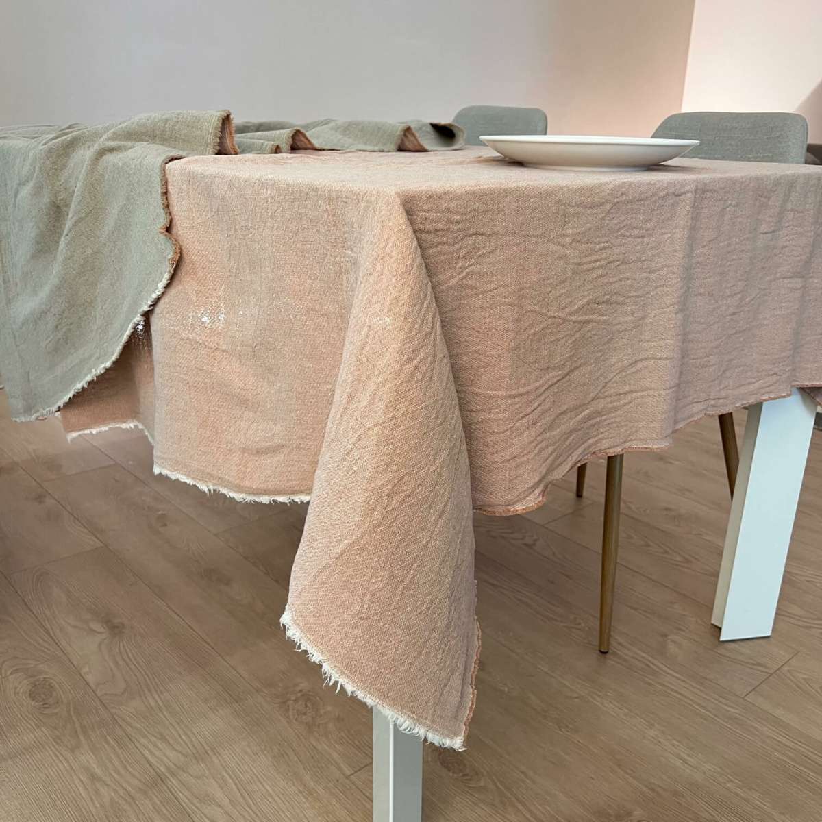 Immagine del prodotto Tovaglia Rettangolare Bicolor Arisa 150x220 cm in Cotone No Stiro (9 colori | Govina Biancheria per la Casa