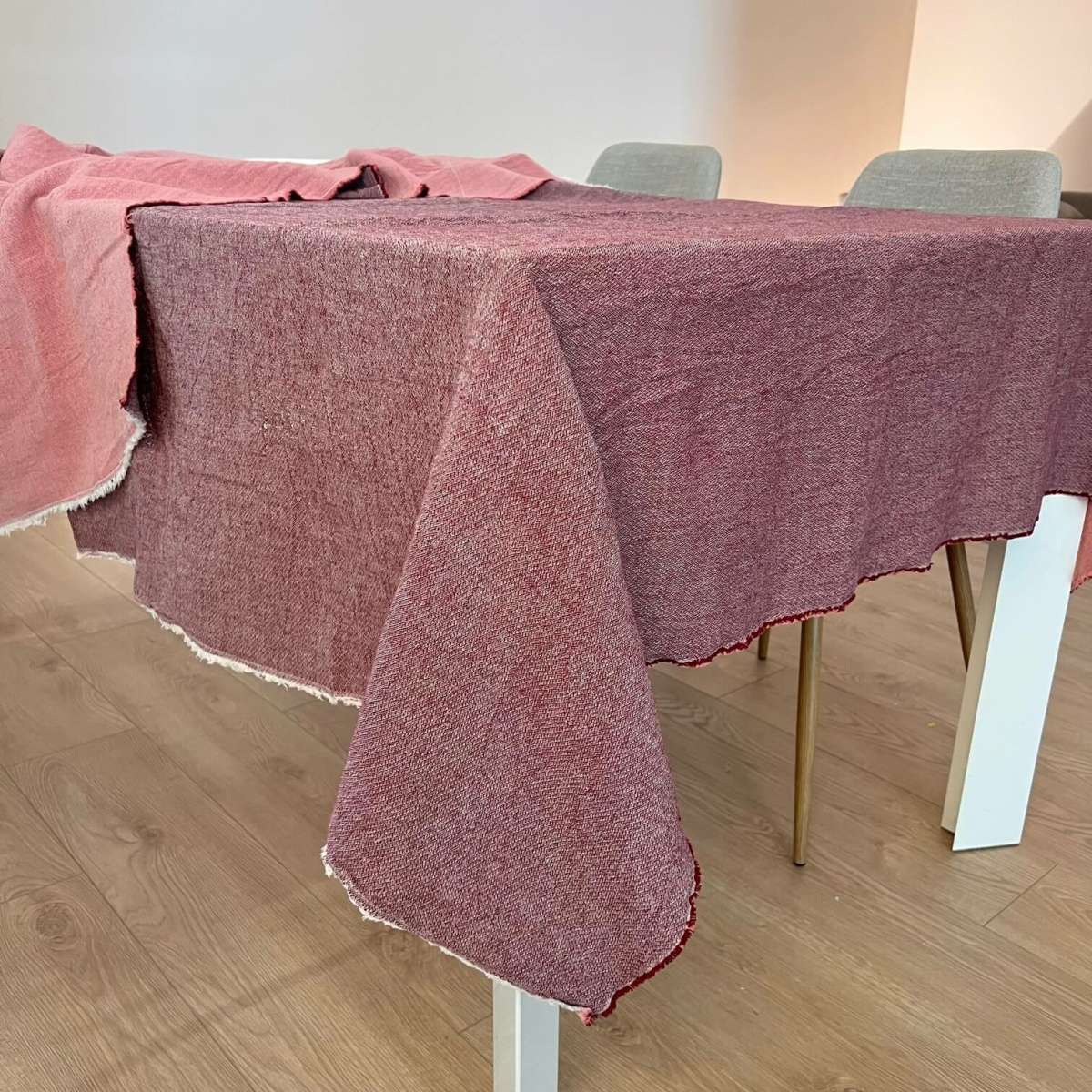 Immagine del prodotto Tovaglia Rettangolare Bicolor Arisa 150x180 cm in Cotone No Stiro (9 colori) | Govina Biancheria per la Casa