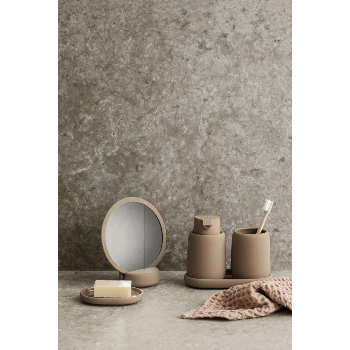 Immagine del prodotto Dispenser Sapone SONO - 7 Colori | Blomus