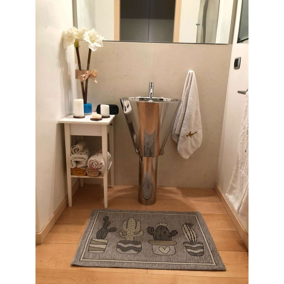 Immagine del prodotto Tappeto Cucina Cactus Grigio Antiscivolo e Lavabile in Lavatrice | Pietro Zanetti Home